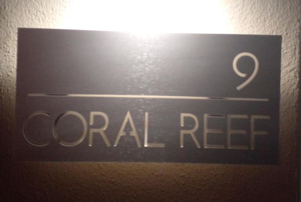 Coral Reef Apartments St. Paul's Bay Exterior foto
